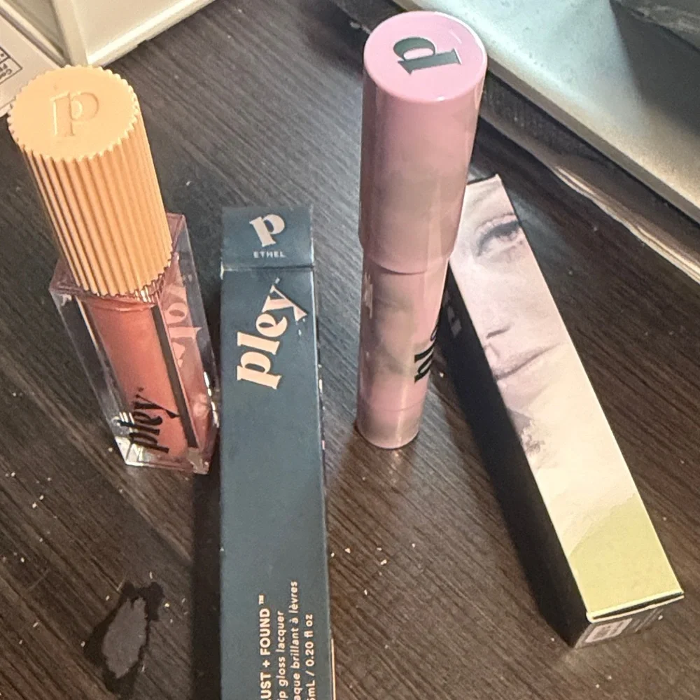 Pley Lust + Found lip gloss lacquer – Full Size, New in Box!& Pley Date Stick